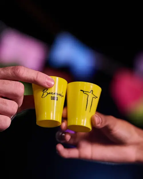 Copinho de Shot Plástico - Bananinha Carioca